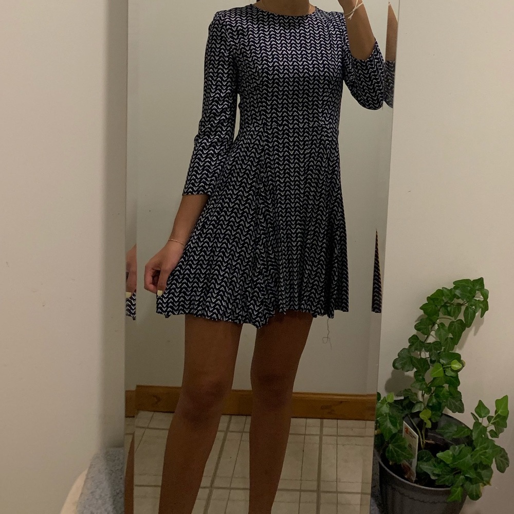 H&M business casual office navy patterned dress